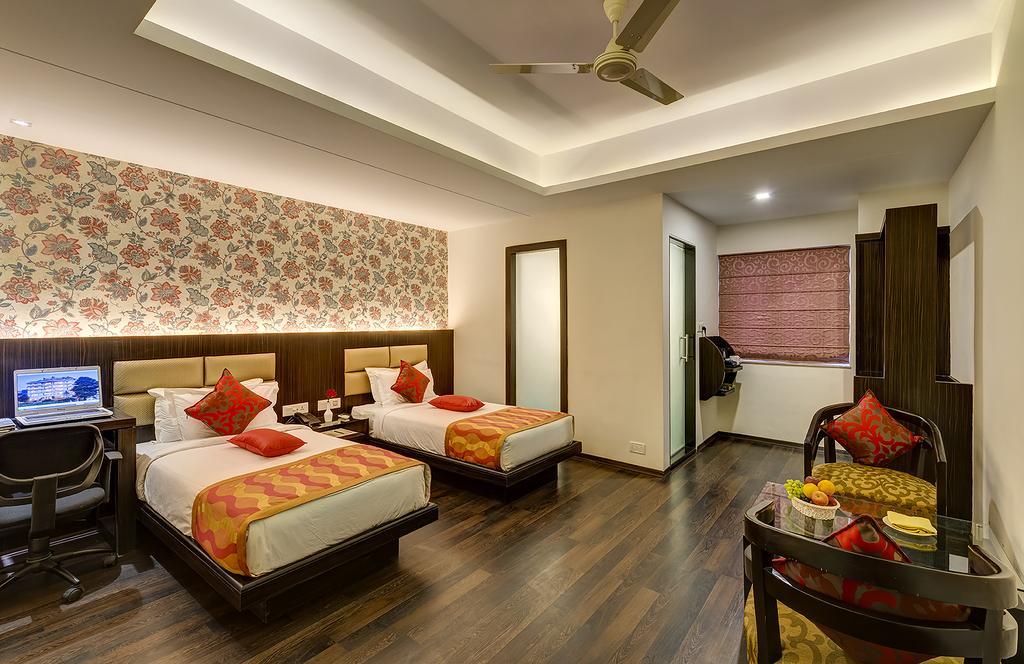 Viceroy Boutique Hotel Kolkata Exterior photo